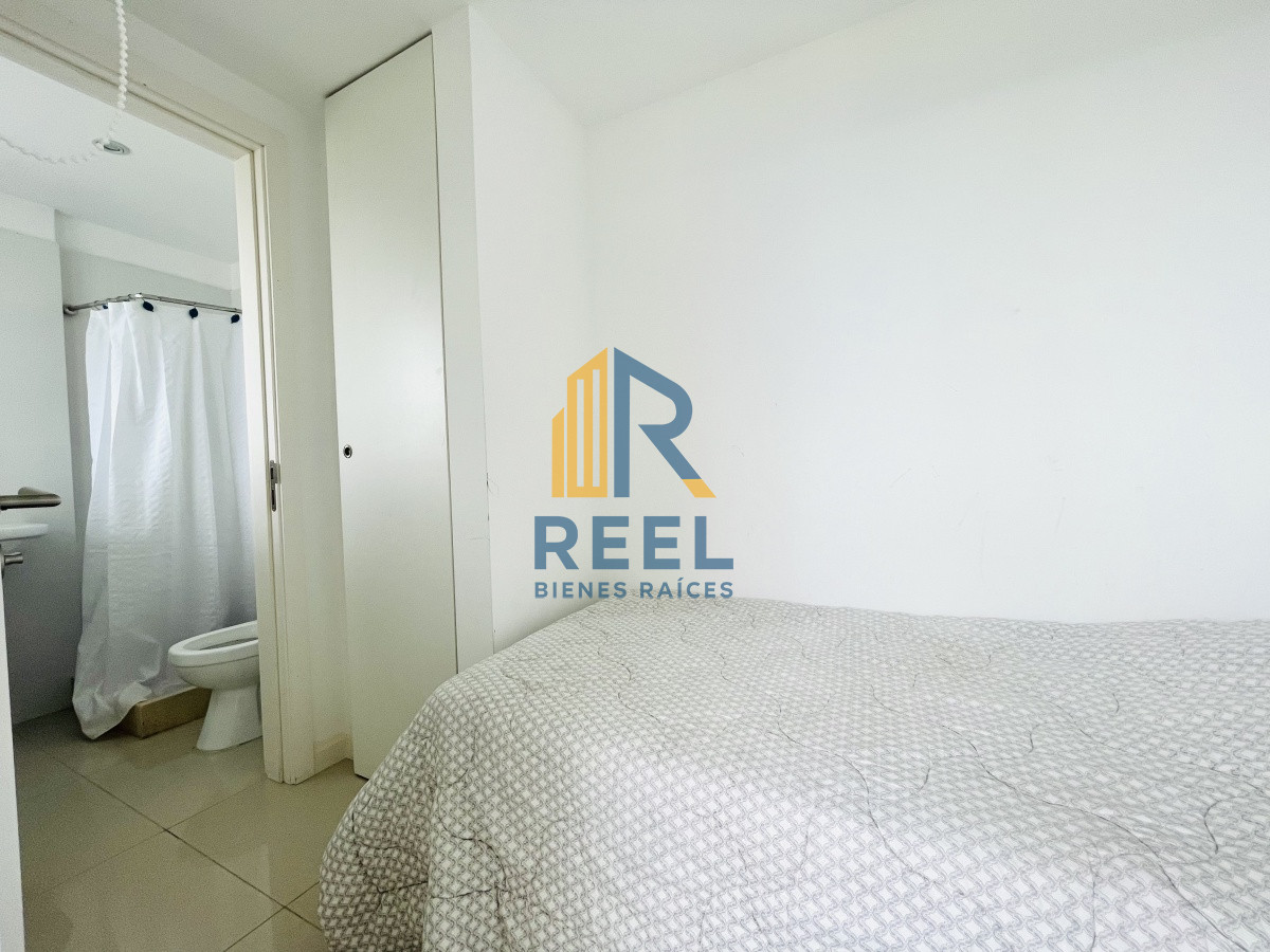 Apartamento ID.200 - Apartamento de 3 Dormitorios y Parrillero Frente al Mar, Playa Mansa