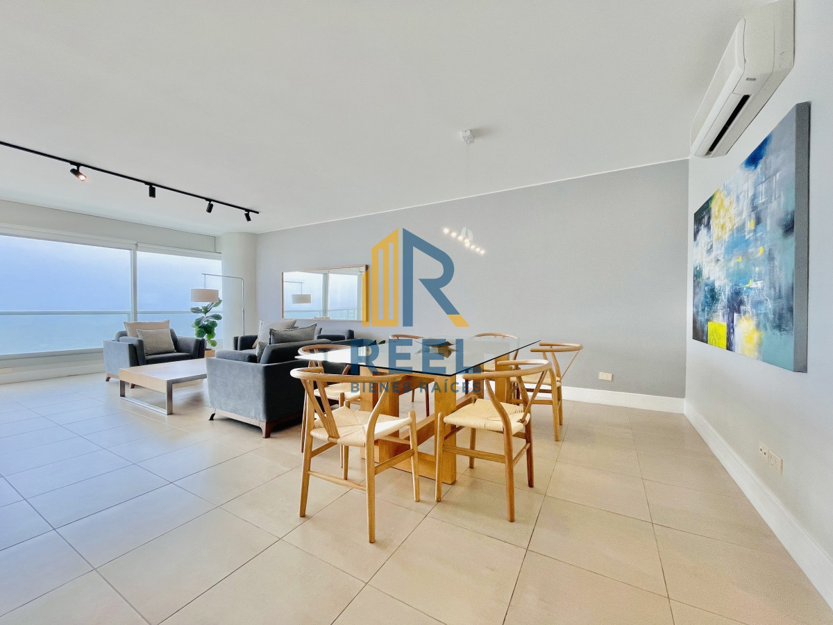 Apartamento ID.59 - Le Parc, Alquiler Temporal 2 dormitorios Primera linea Playa Brava. Punta del Este 