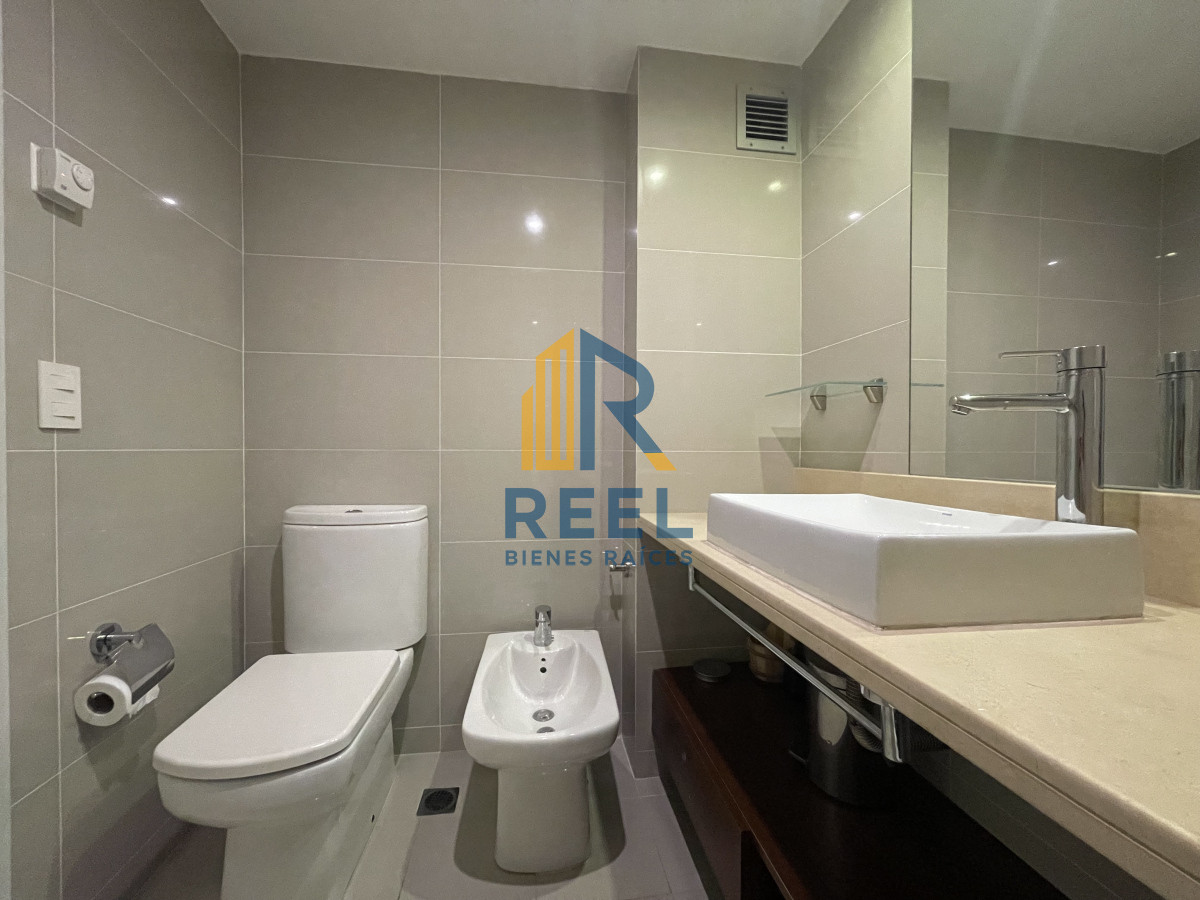 Apartamento ID.24 - Moderno Apartamento de dos Dormitorios sobre Roosevelt en Venta