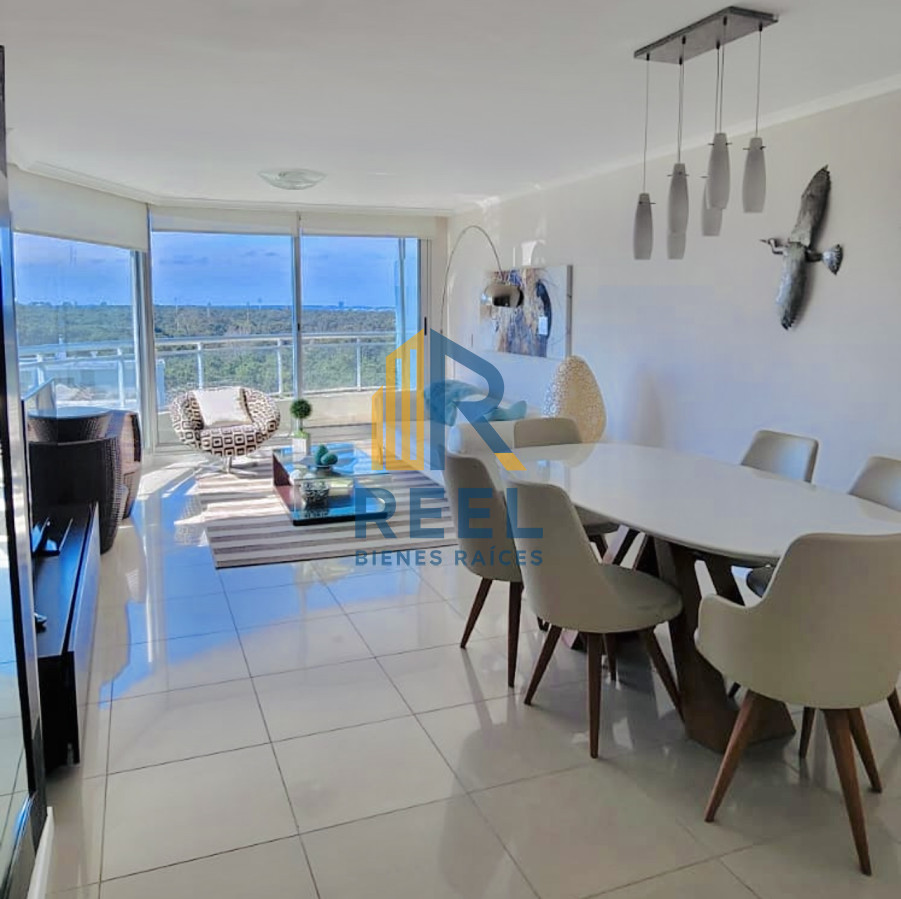 Apartamento ID.195 - Apartamento de 3 Dormitorios en Venta, Ocean Drive Punta del Este Piso 14