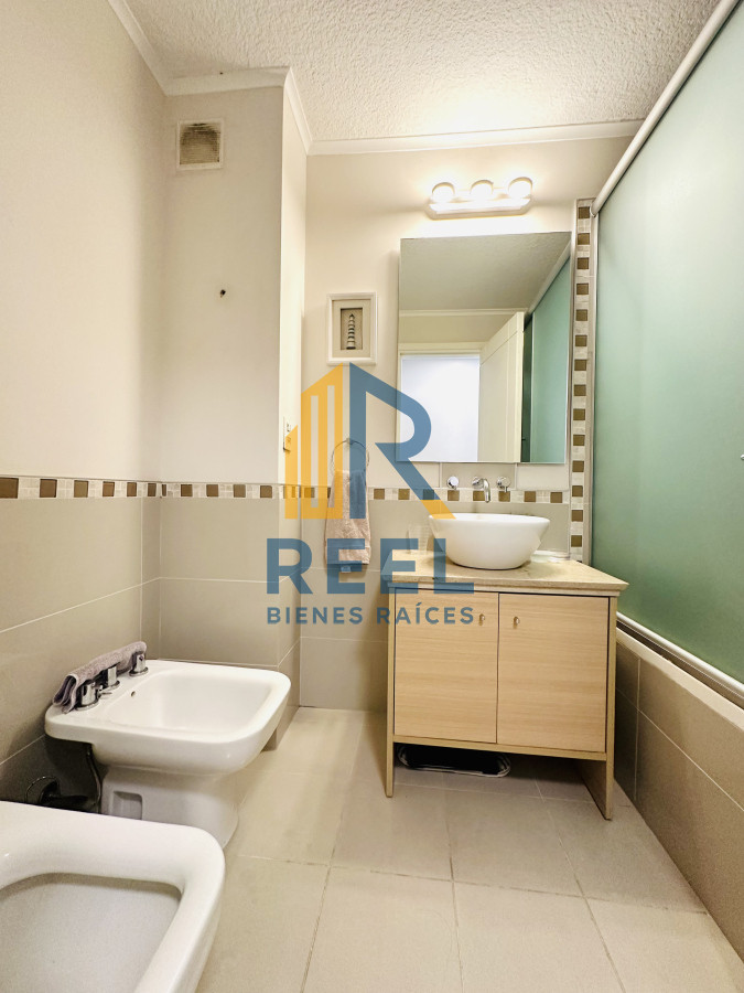 Apartamento ID.195 - Apartamento de 3 Dormitorios en Venta, Ocean Drive Punta del Este Piso 14