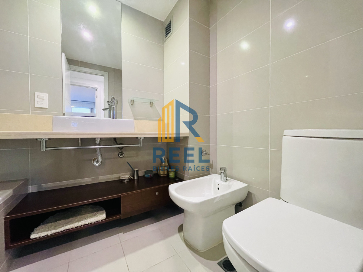 Apartamento ID.24 - Moderno Apartamento de dos Dormitorios sobre Roosevelt en Venta