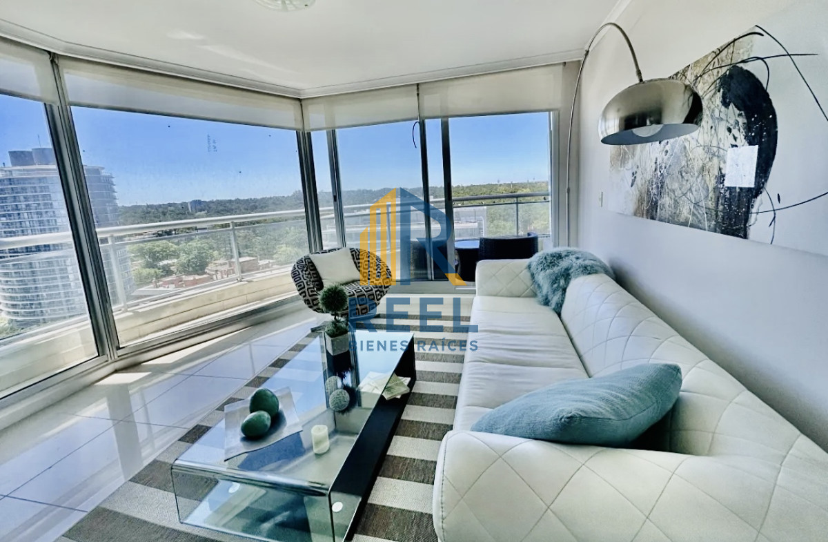 Apartamento ID.195 - Apartamento de 3 Dormitorios en Venta, Ocean Drive Punta del Este Piso 14