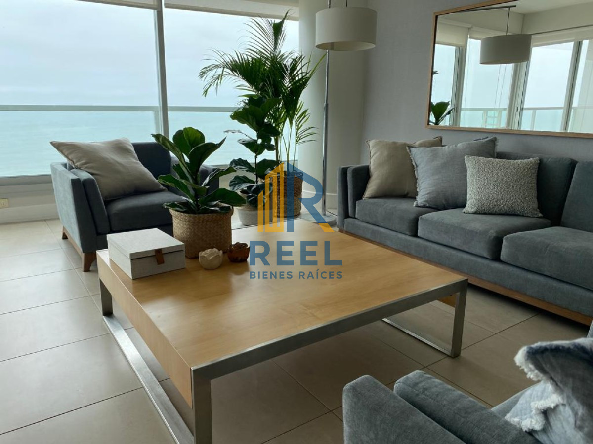 Apartamento ID.59 - Le Parc, Alquiler Temporal 2 dormitorios Primera linea Playa Brava. Punta del Este 