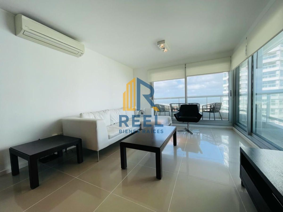 Apartamento ID.28 - Alquiler temporario y venta de apartamento en torre de playa Brava con dos dormitorios 