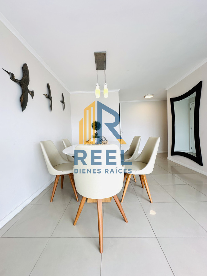 Apartamento ID.195 - Apartamento de 3 Dormitorios en Venta, Ocean Drive Punta del Este Piso 14