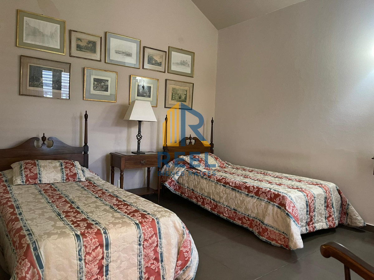Casa ID.39 - Casa Premium de 4 Dormitorios Frente a Playa Mansa - Punta del Este