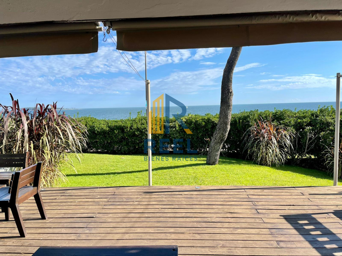 Casa ID.39 - Casa Premium de 4 Dormitorios Frente a Playa Mansa - Punta del Este