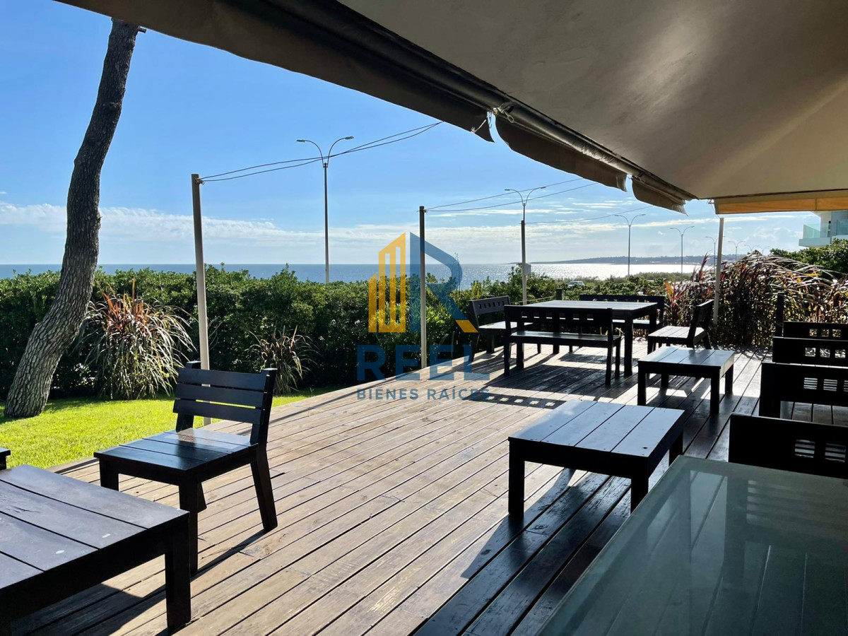 Casa ID.39 - Casa Premium de 4 Dormitorios Frente a Playa Mansa - Punta del Este