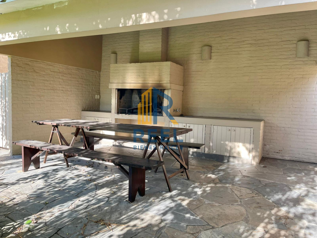 Casa ID.39 - Casa Premium de 4 Dormitorios Frente a Playa Mansa - Punta del Este