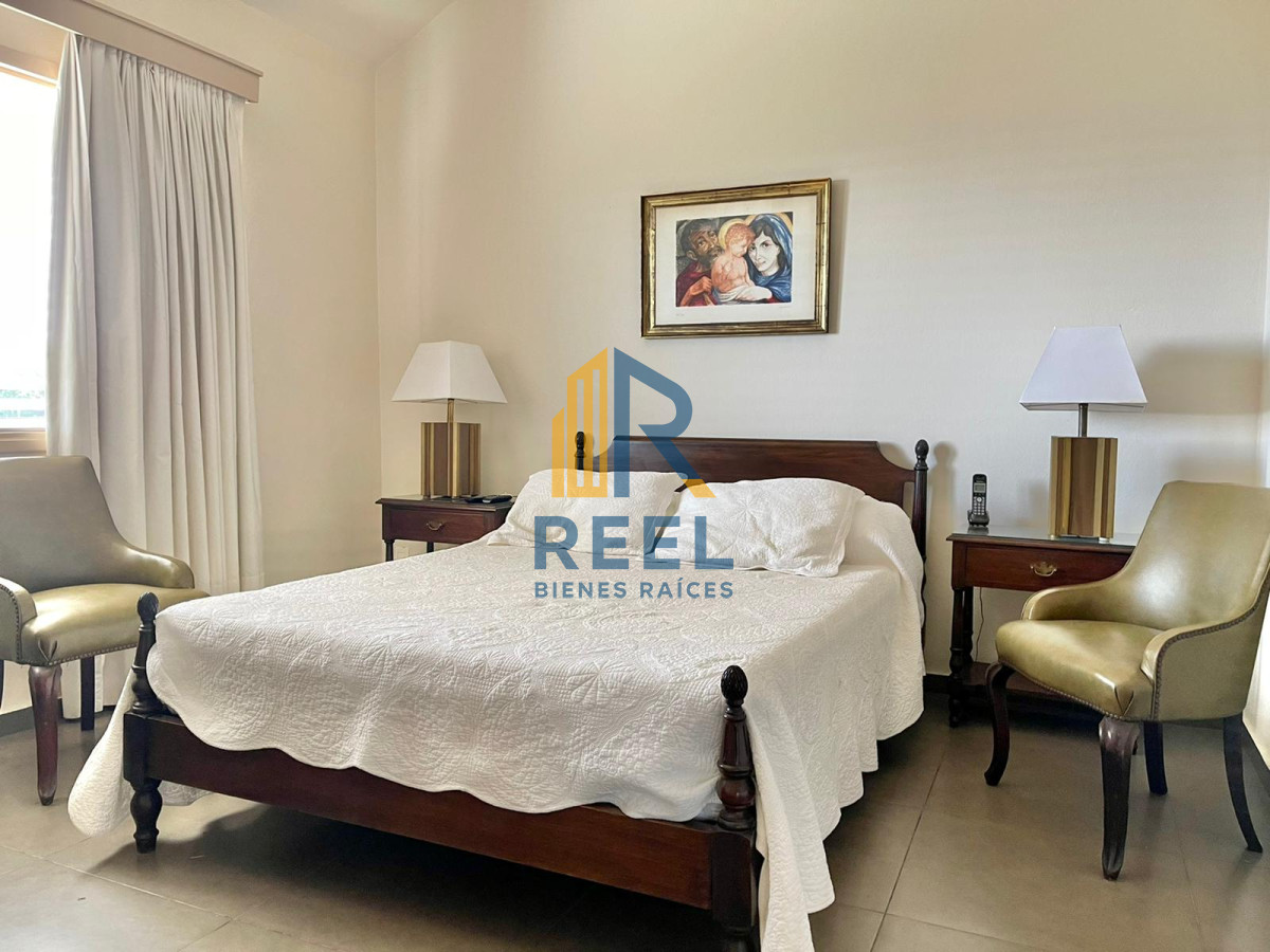 Casa ID.39 - Casa Premium de 4 Dormitorios Frente a Playa Mansa - Punta del Este