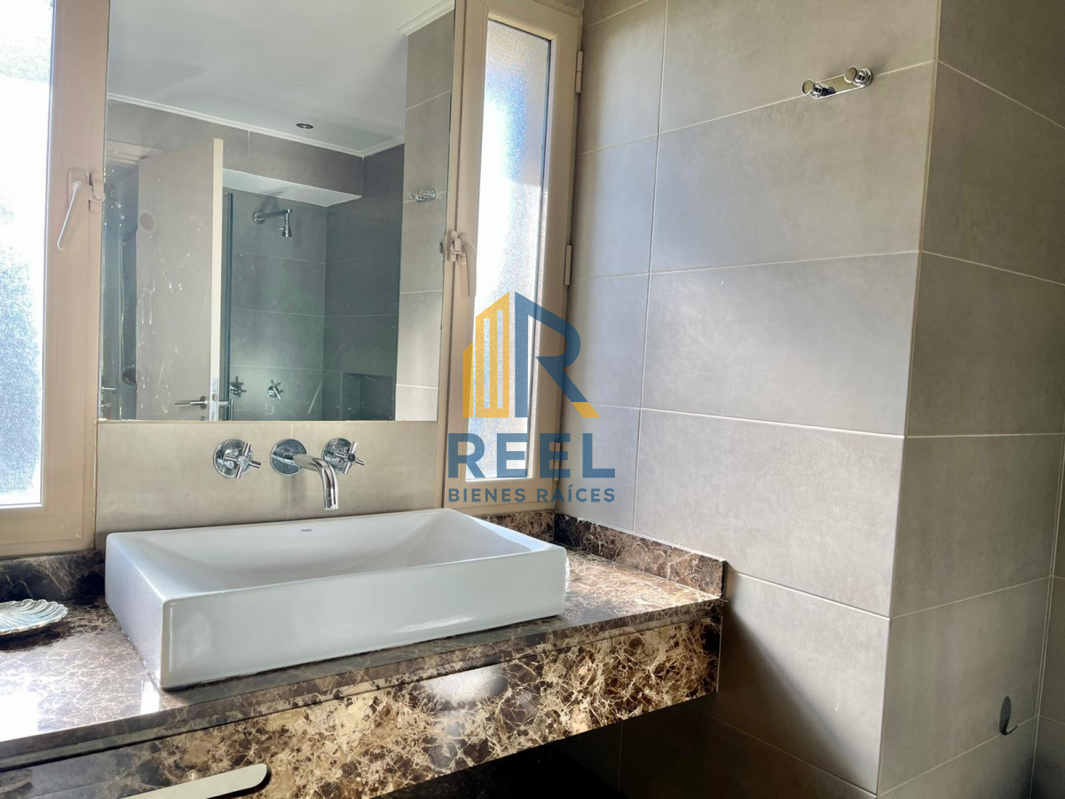 Casa ID.39 - Casa Premium de 4 Dormitorios Frente a Playa Mansa - Punta del Este