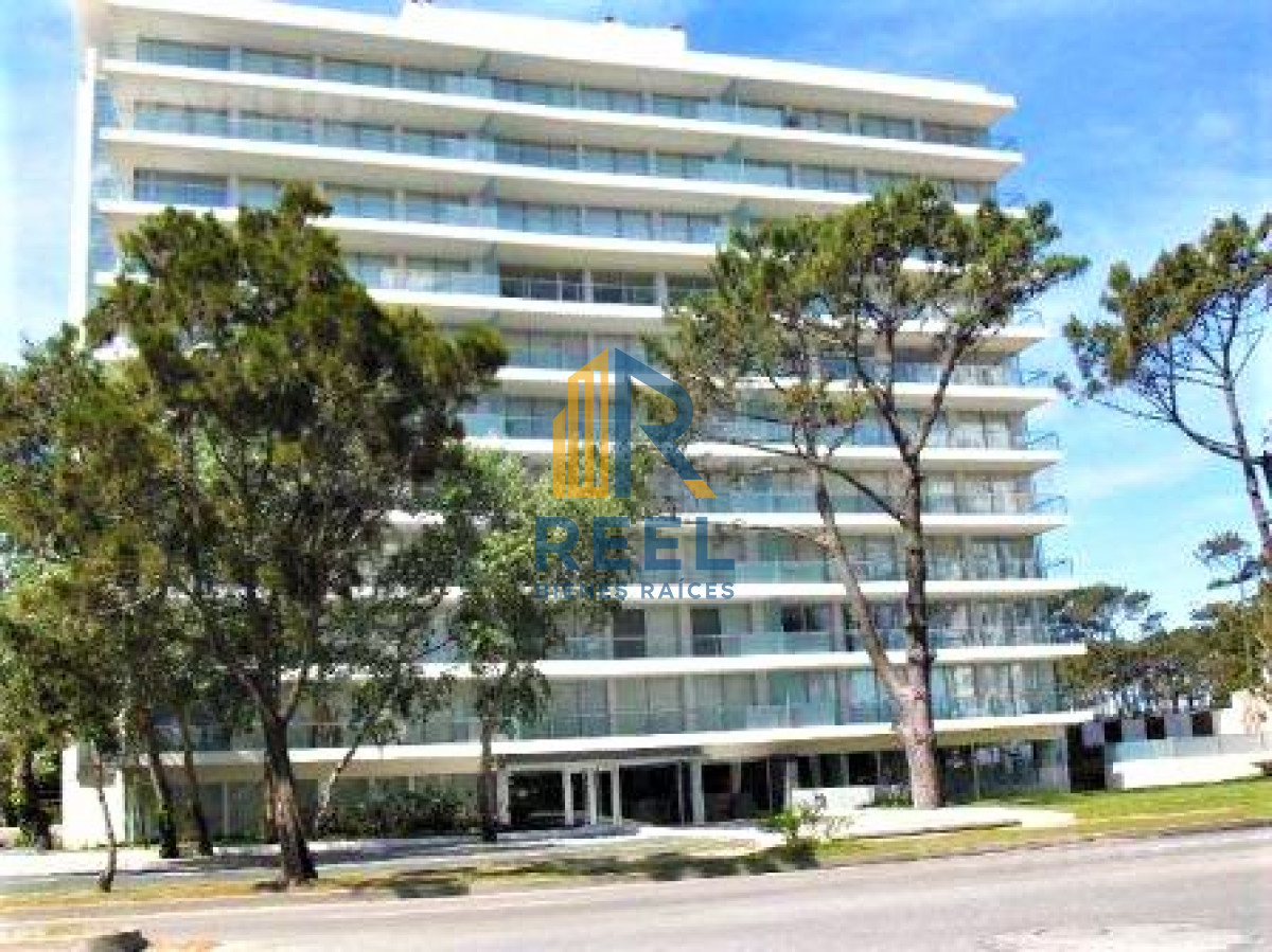 Apartamento ID.24 - Moderno Apartamento de dos Dormitorios sobre Roosevelt en Venta