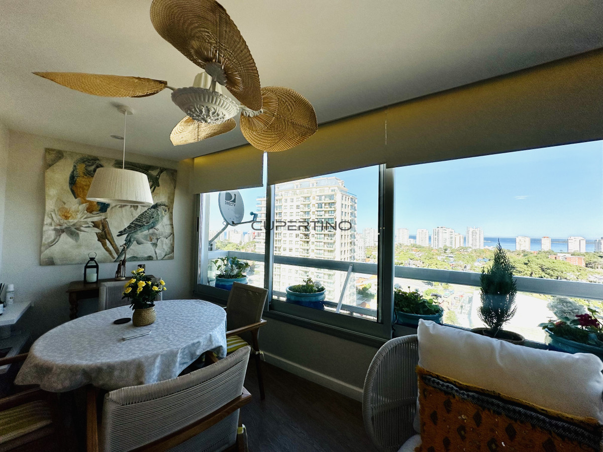 Apartamento ID.2524 - Venta de magnífico apartamento de 3 dormitorios más dependencia en Roosevelt, Punta del Este