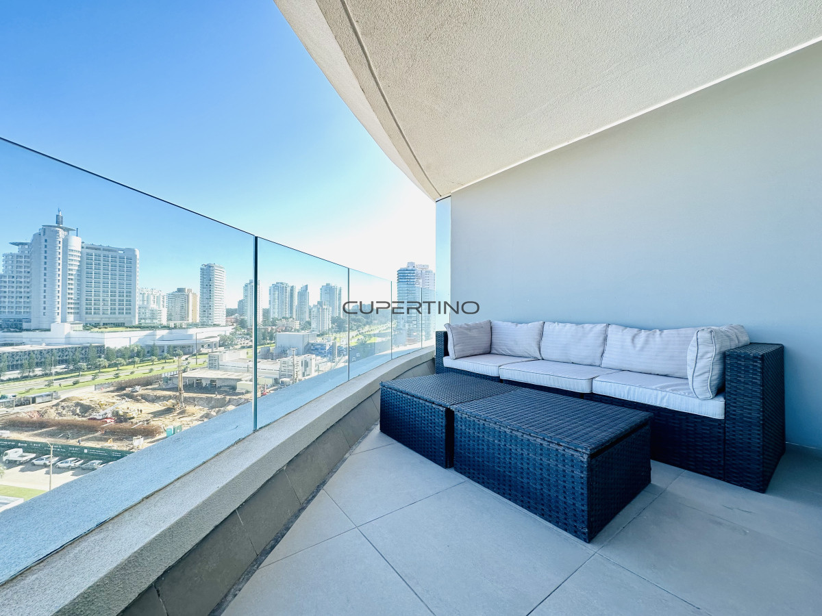 Apartamento ID.2167 - Moderno Apartamento de 3 Dormitorios en Suite, zona Hotel Enjoy, Punta del Este