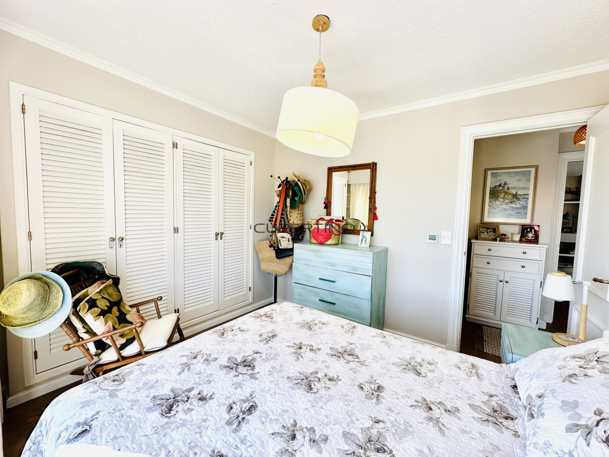 Apartamento ID.2524 - Venta de magnífico apartamento de 3 dormitorios más dependencia en Roosevelt, Punta del Este