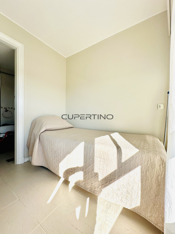Apartamento ID.2524 - Venta de magnífico apartamento de 3 dormitorios más dependencia en Roosevelt, Punta del Este