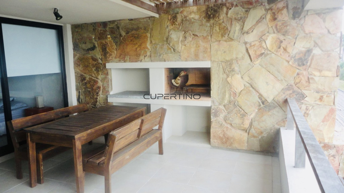 Apartamento ID.3028 - Venta de apartamento de dos dormitorios con dos baños en maravilloso complejo de Punta Ballena 