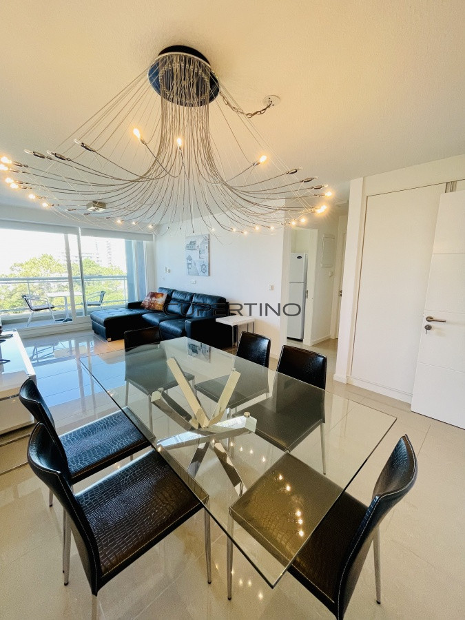 Apartamento ID.1803 - Venta y alquiler temporario de apartamento de un dormitorio en torre de categoría a pasos de Playa Brava