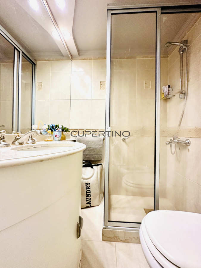 Apartamento ID.2524 - Venta de magnífico apartamento de 3 dormitorios más dependencia en Roosevelt, Punta del Este