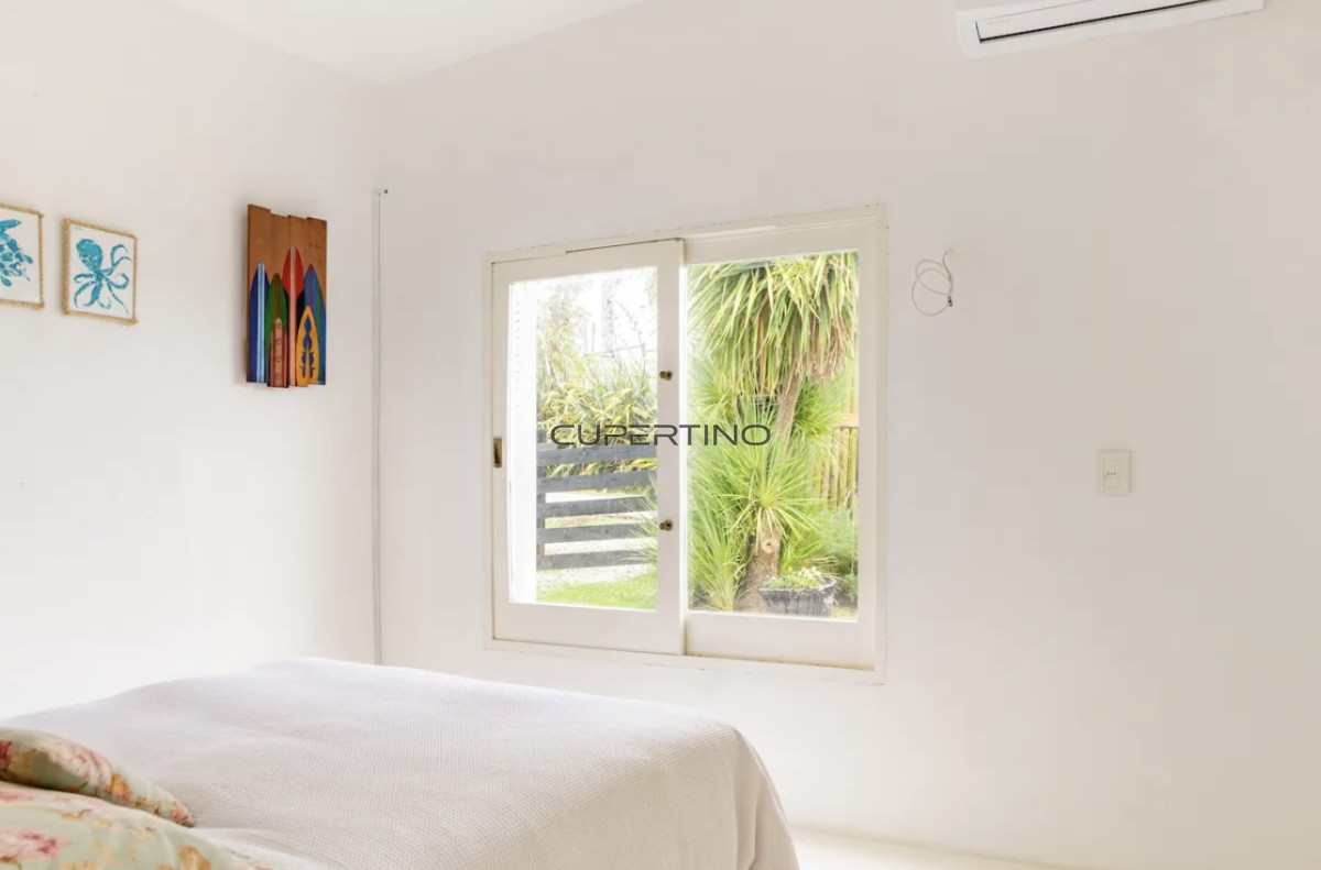 Excelente Casa de 3 Dormitorios y Piscina en El Chorro, Punta del Este — foto 31