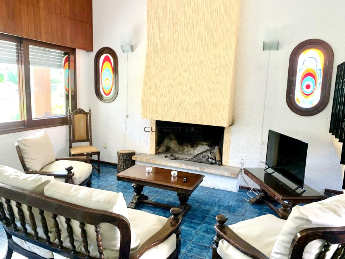Casa cómoda y luminosa de 4 dormitorios en alquiler anual, zona Aidy Grill — foto 5