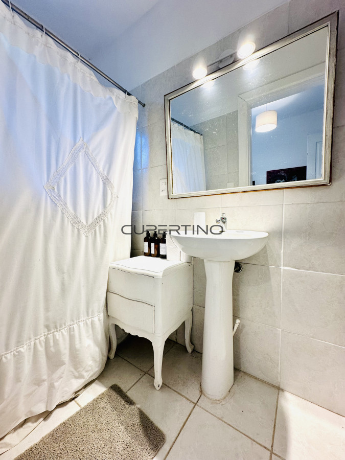 Alquiler temporada de magnífica Casa de 4 Dormitorios y Dependencia con piscina, en zona residencial, Punta del Este — foto 30