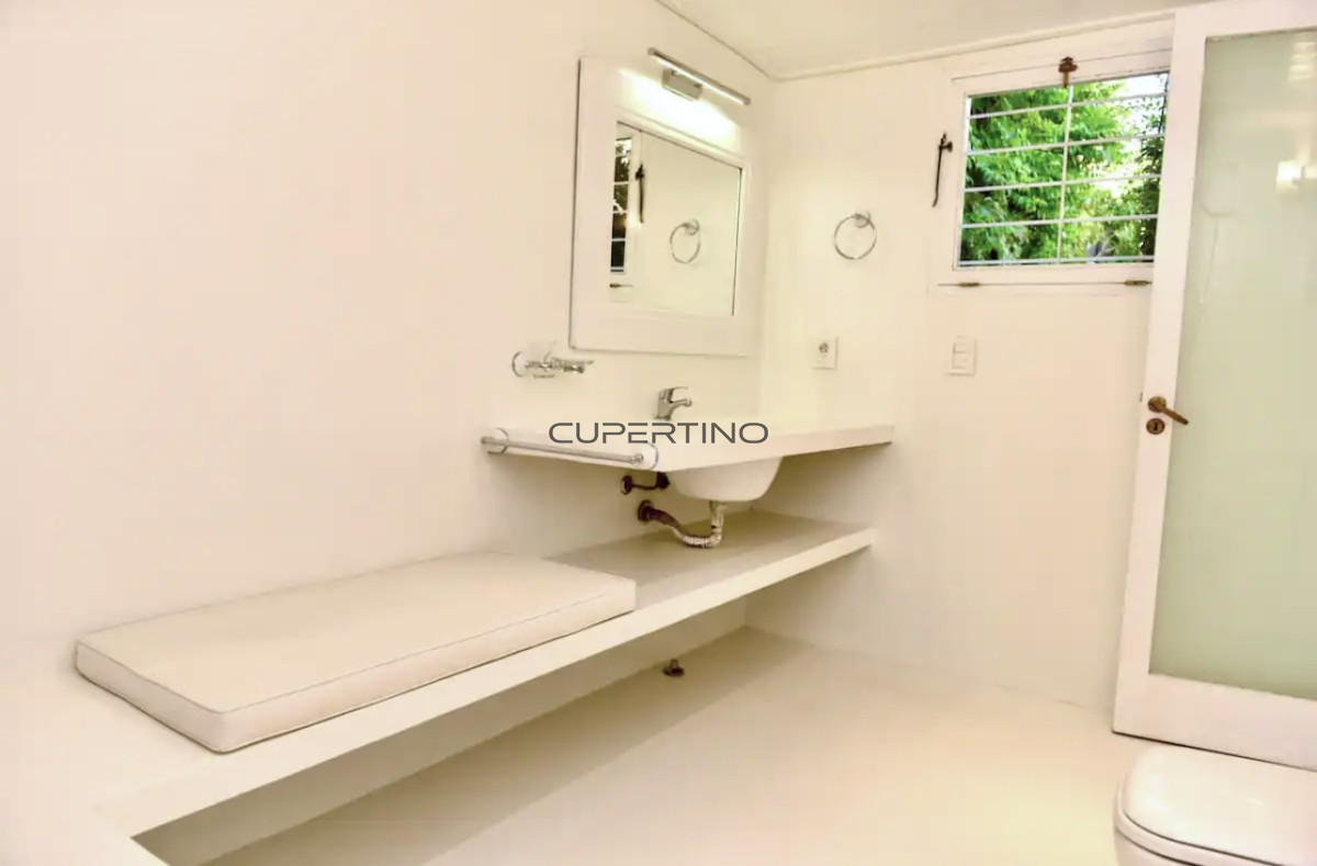 Excelente Casa de 3 Dormitorios y Piscina en El Chorro, Punta del Este — foto 20