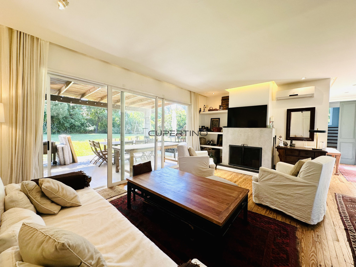 Alquiler temporada de magnífica Casa de 4 Dormitorios y Dependencia con piscina, en zona residencial, Punta del Este — foto 86