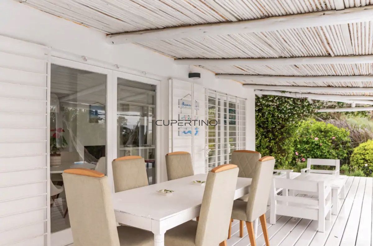 Excelente Casa de 3 Dormitorios y Piscina en El Chorro, Punta del Este — foto 33