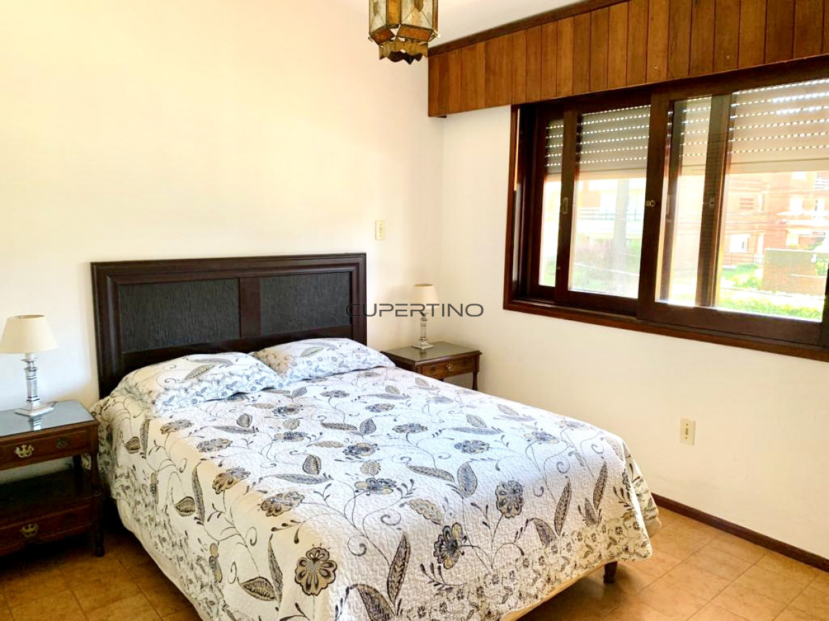 Casa cómoda y luminosa de 4 dormitorios en alquiler anual, zona Aidy Grill — foto 13