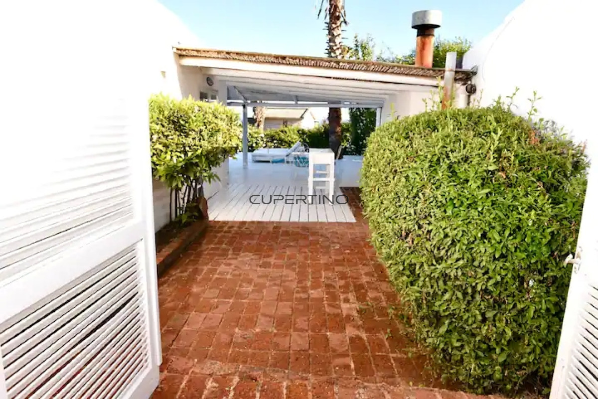 Excelente Casa de 3 Dormitorios y Piscina en El Chorro, Punta del Este — foto 37
