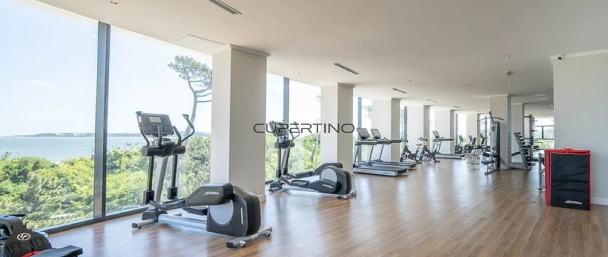 Excelente Apartamento de 2 Dormitorios Frente al Mar - Punta del Este — foto 19