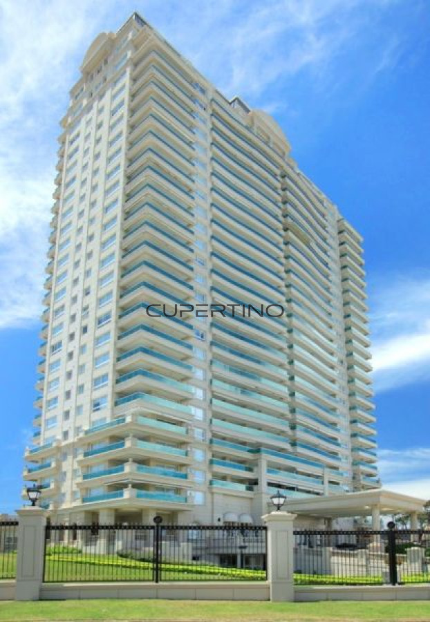 Alquiler temporario de excelente apartamento en torre Le Jardin de Playa Mansa, Punta del Este — foto 46