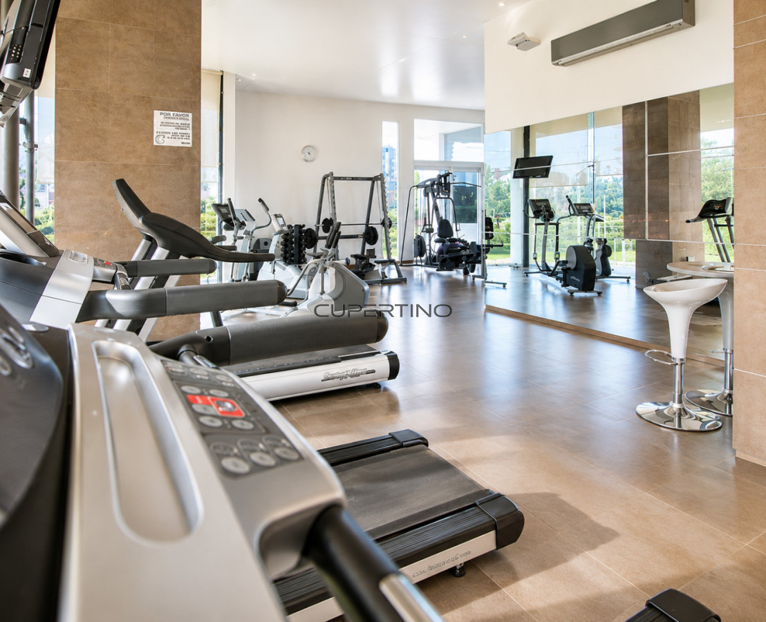 Oportunidad en Venta, Apartamento De 2 Dormitorios y Parrillero En Playa Mansa, Punta Del Este — foto 24