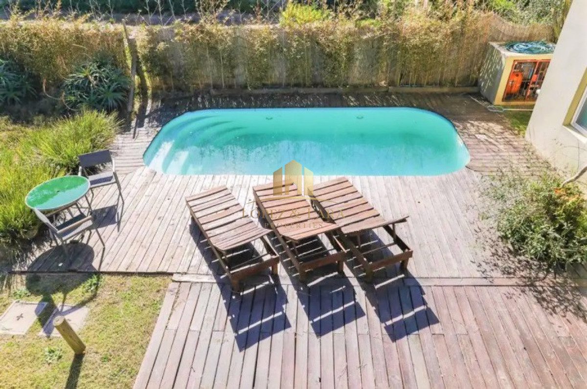 Casa ID.328 - Excelente Casa de 6 Dormitorios y Piscina en Montoya, La Barra