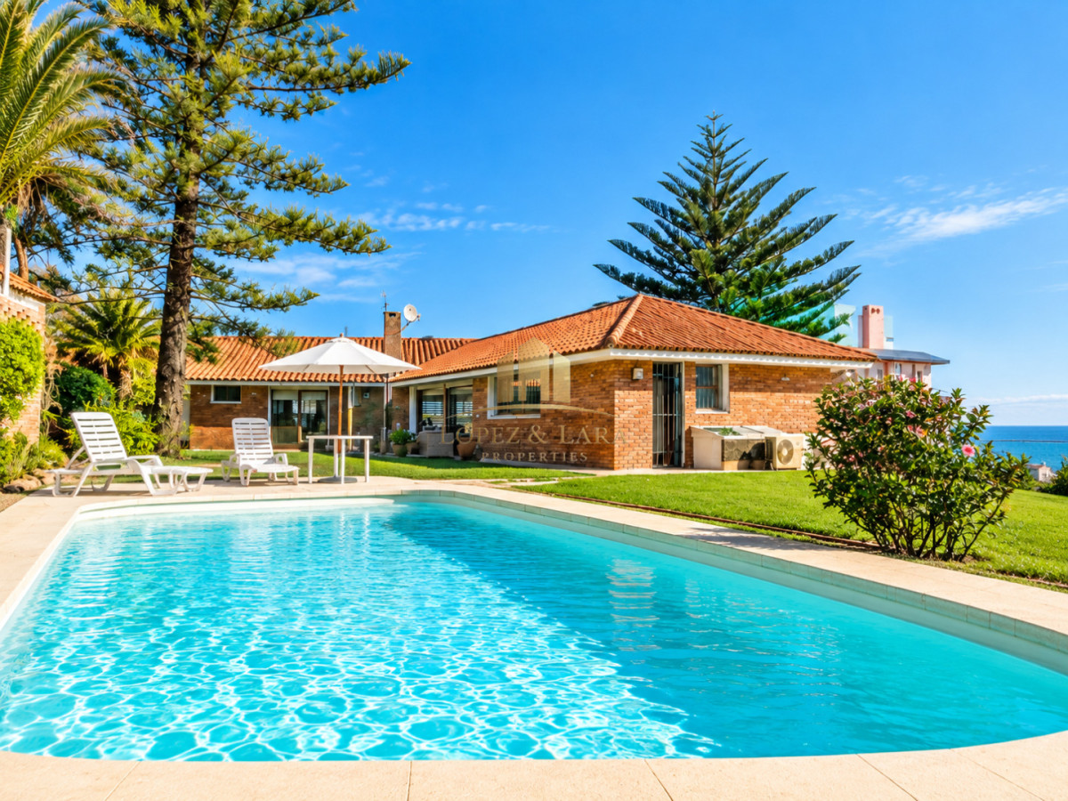 Casa ID.398 - Excelente Casa de 4 Dormitorios, Piscina Climatizada y Barbacoa a una cuadra del Mar, Playa Mansa