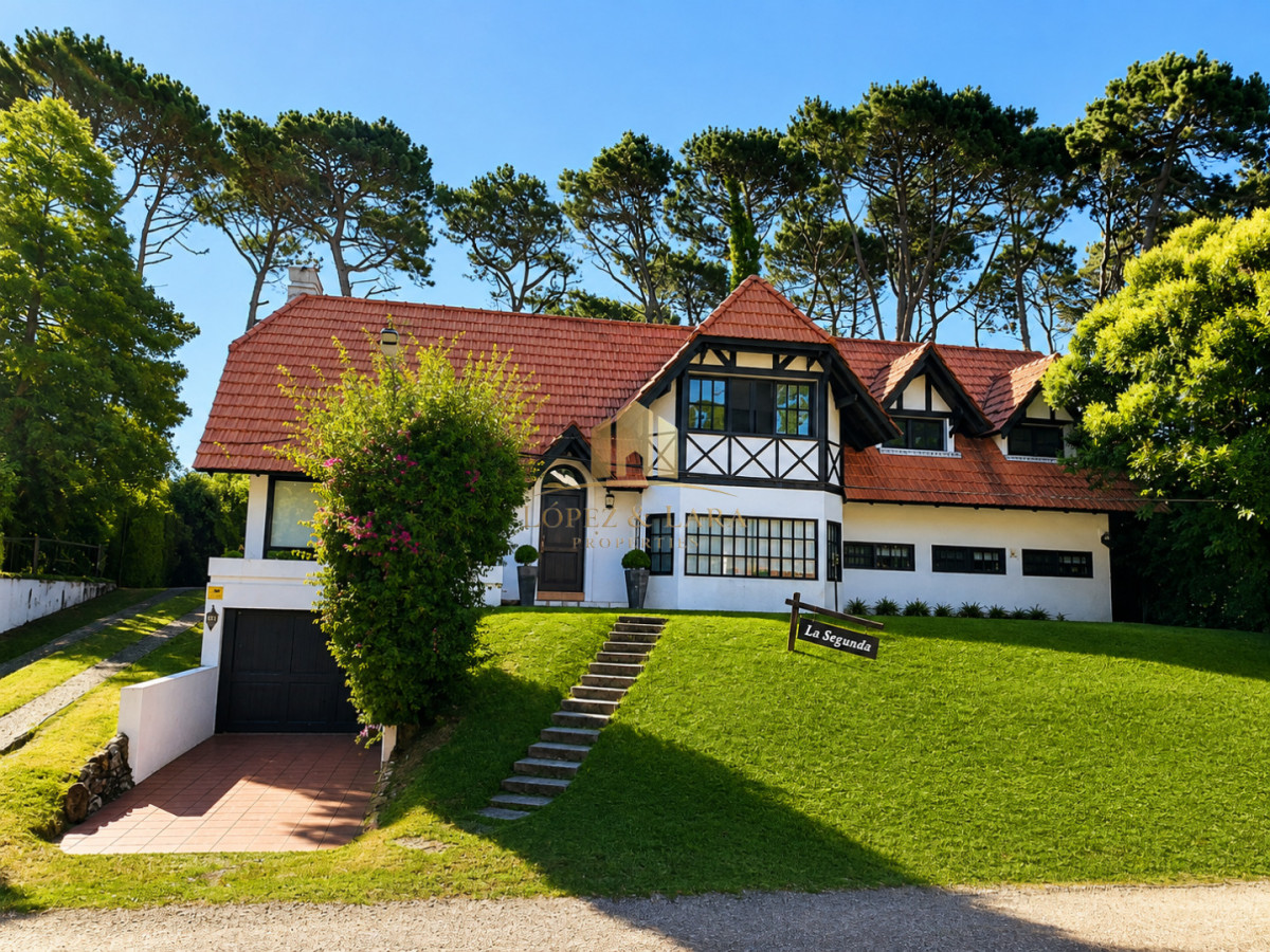 Casa ID.1 - Cómoda Casa de 5 Dormitorios y Piscina Climatizada en Punta del Este