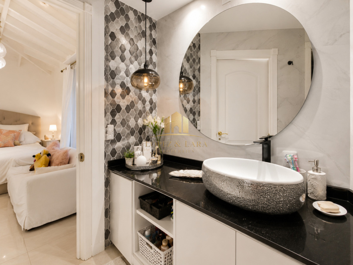 Casa ID.408 - Excelente Casa de 5 Dormitorios en Barrio Privado La Arbolada, Punta del Este