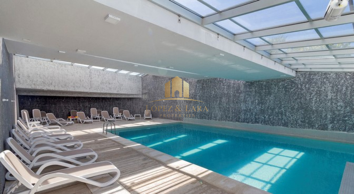 Apartamento ID.196 - Venta de gran apartamento de 3 dormitorios con parrillero propio en Playa Brava, Punta del Este