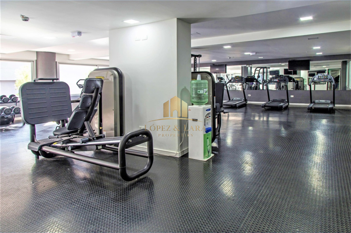 Apartamento ID.196 - Venta de gran apartamento de 3 dormitorios con parrillero propio en Playa Brava, Punta del Este