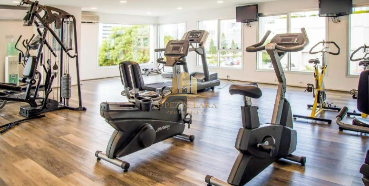 Apartamento ID.98 - Seasons Tower - Playa Mansa 2 Dormitorios con Vista al Mar