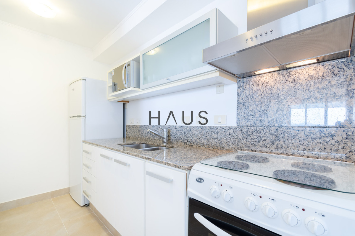 Apartamento ID.311 - Apartamento de un dormitorio con parrillero y jardin en Venta y Alquiler, Punta Ballena