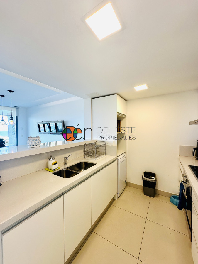 Apartamento ID.6 - Venta de Apartamento de 2 Dormitorios y Parrillero en la Loma de la Ballena en exclusivo complejo