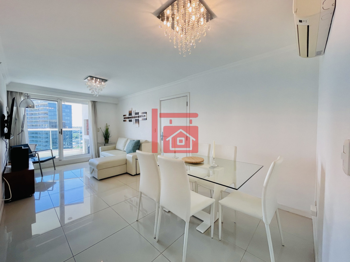 Apartamento ID.197 - Moderno Apartamento de 2 Dormitorios en Venta, Playa Mansa 