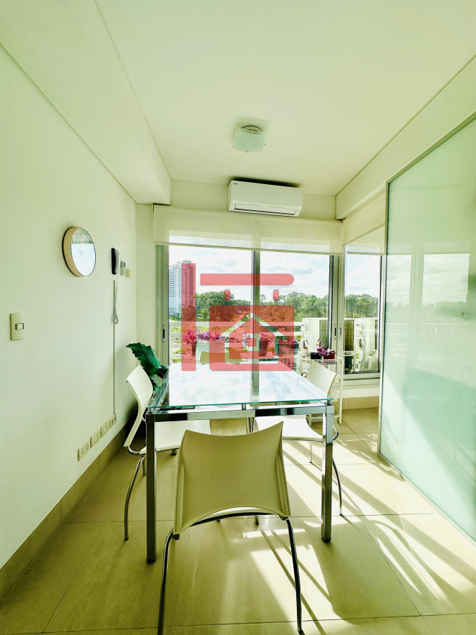 Apartamento ID.233 - Oportunidad en Venta! Apartamento sobre playa Brava de 3 Dormitorios más Dependencia, Torre Le Parc