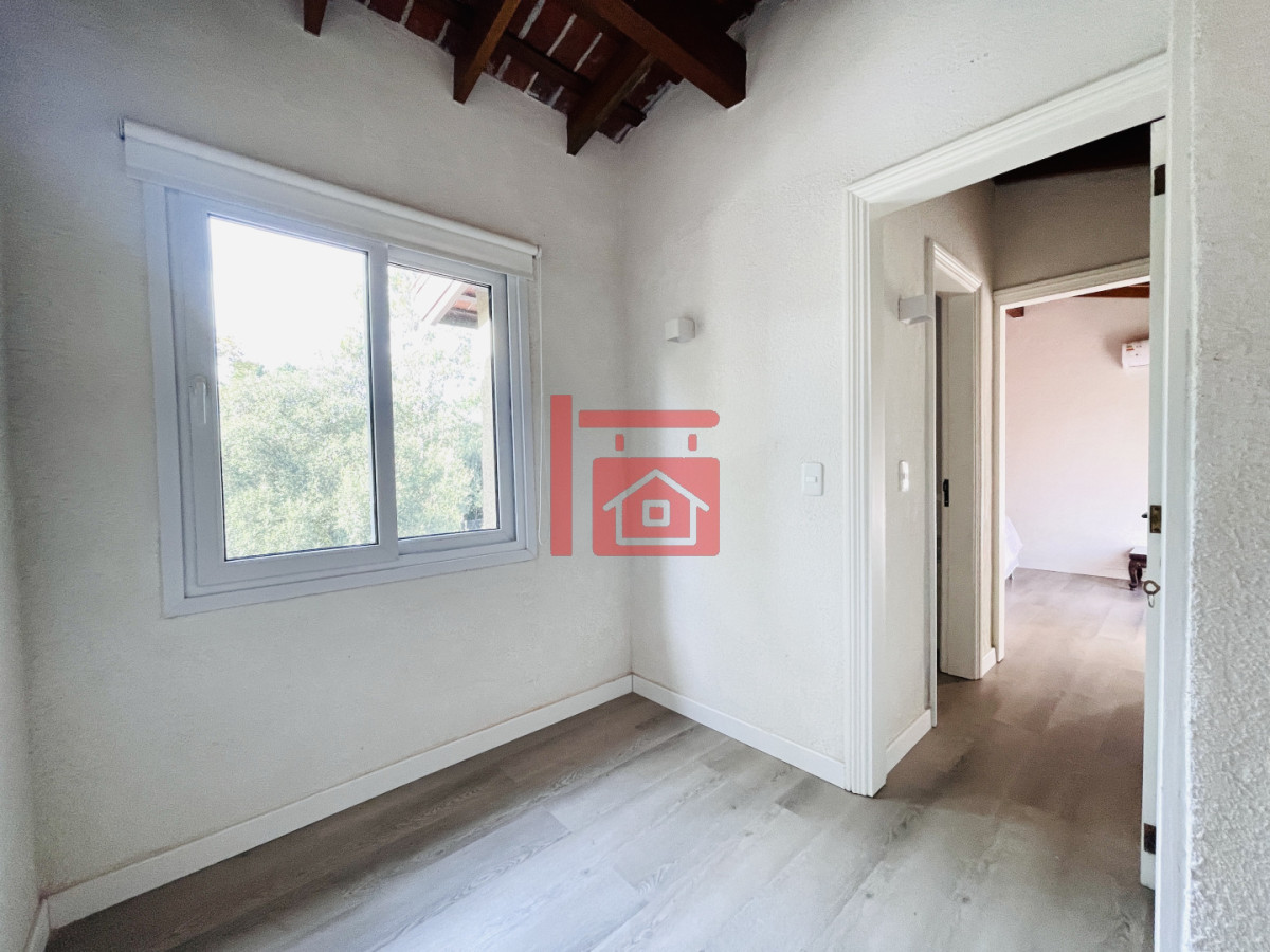 Apartamento ID.504 - Alquiler anual o invernal de apartamento dúplex con parrillero propio en Rincón del Indio