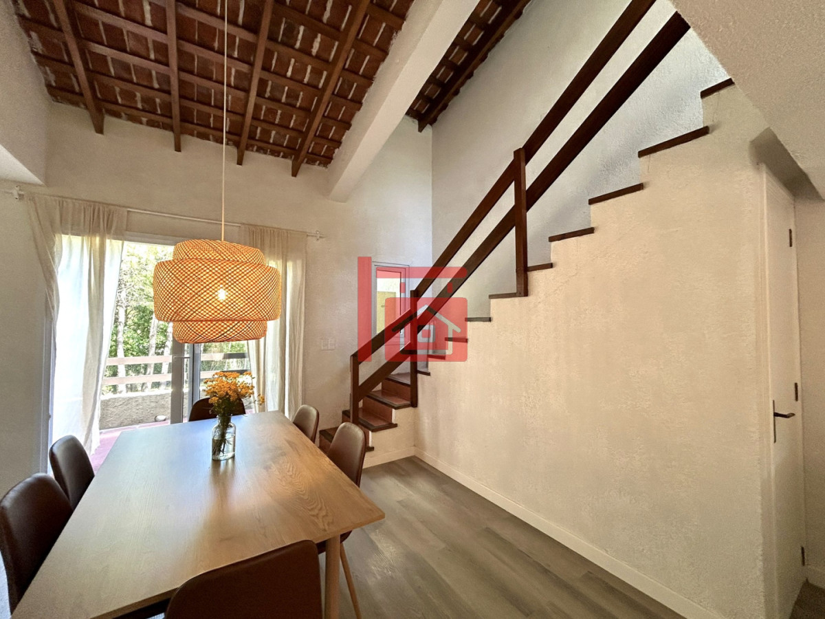 Apartamento ID.504 - Alquiler anual o invernal de apartamento dúplex con parrillero propio en Rincón del Indio