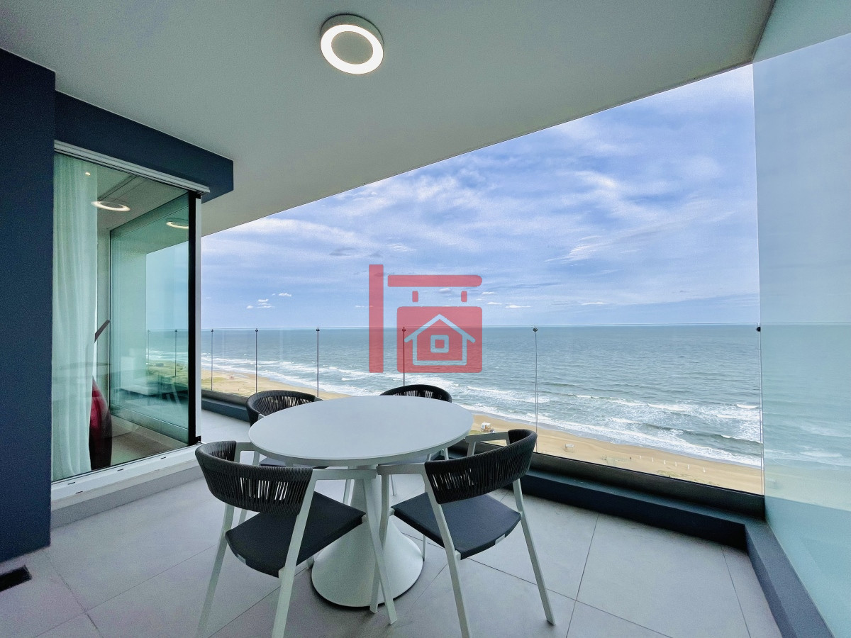 Apartamento ID.489 - Venta Espectacular Apartamento Frente al Mar, 3 Dormitorios, Le Parc Punta del Este
