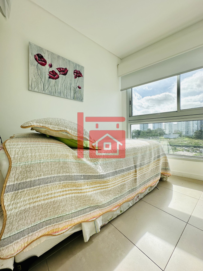 Apartamento ID.233 - Oportunidad en Venta! Apartamento sobre playa Brava de 3 Dormitorios más Dependencia, Torre Le Parc
